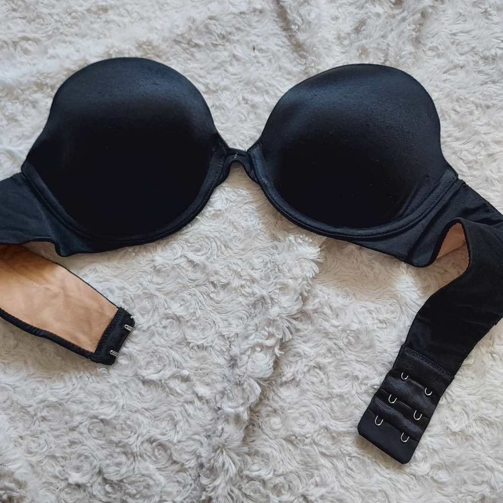 Victoria's Secret Black Biofit Multi Way Bra 32B Neutral Strapless